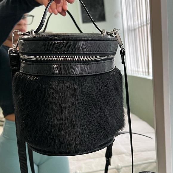 Brand new black fur purse - Picture 2 of 3